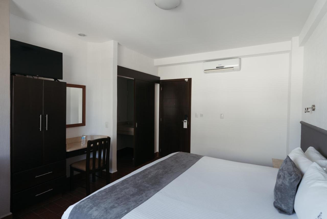 Hoteles Unico Express Leon Exterior photo