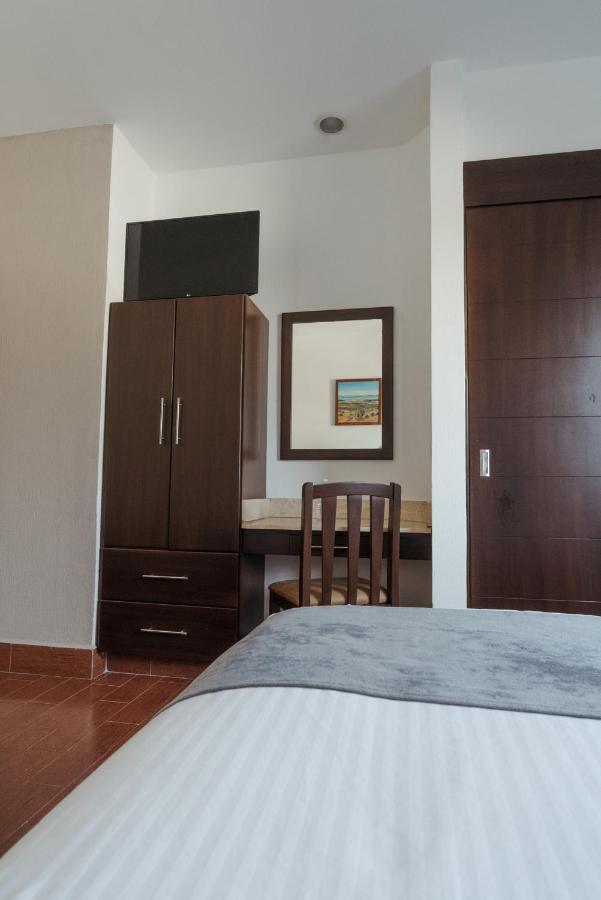 Hoteles Unico Express Leon Exterior photo